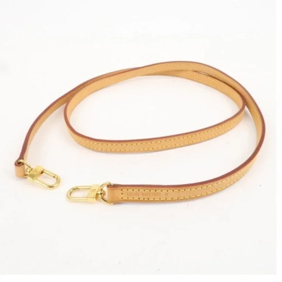 Flawless Louis Vuitton Pochette accessories crossbody shoulder with strap! - Picture 2 of 15